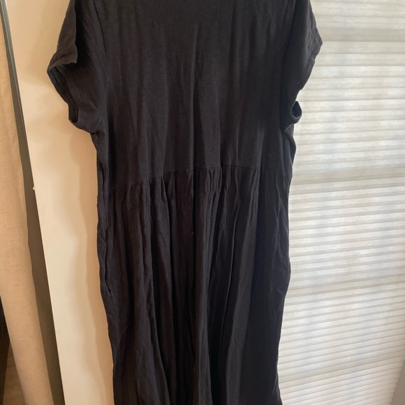 Universal Thread Black Dress - Picture 4 of 6